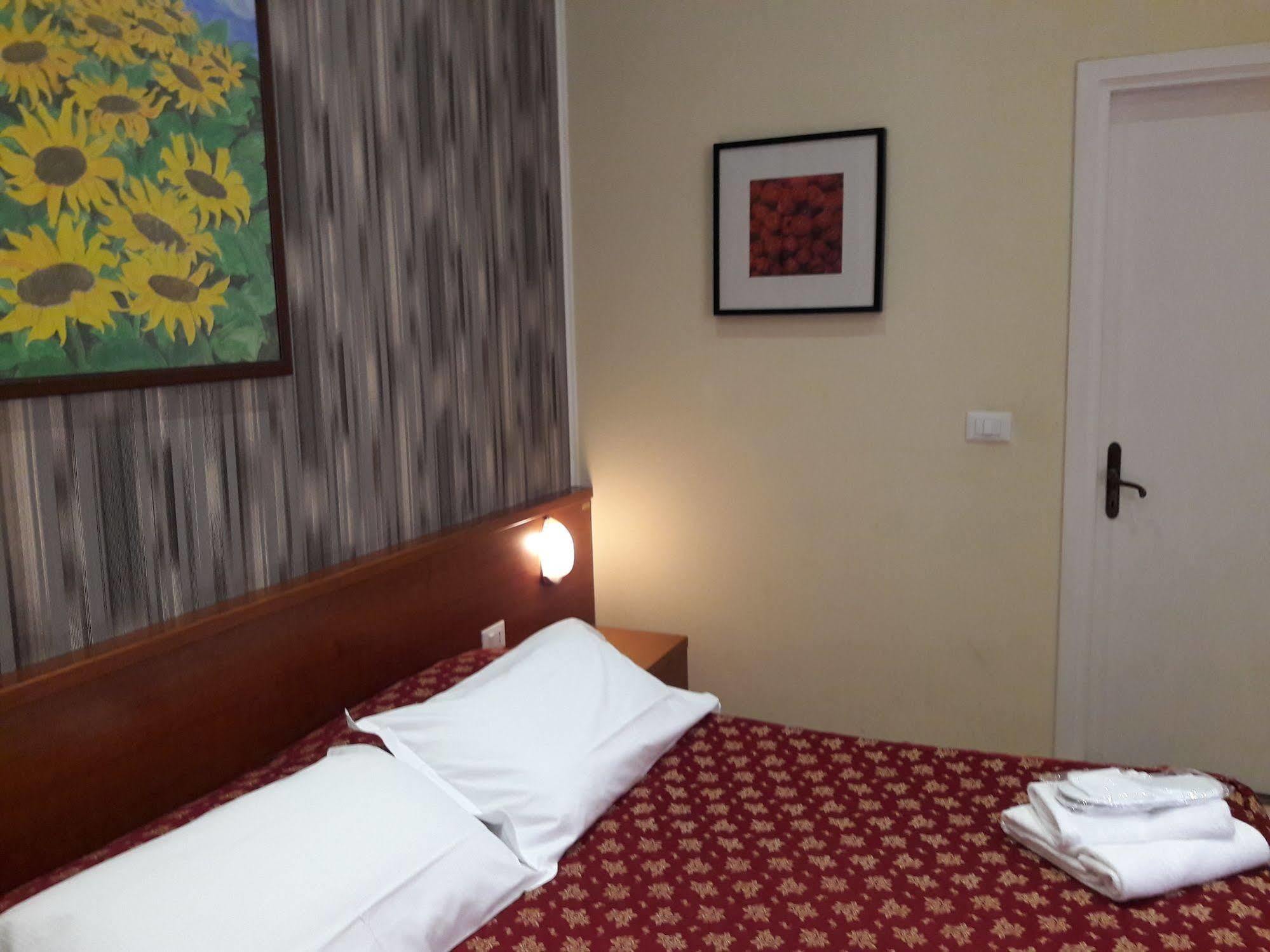 Hotel Mimosa Pantheon Rome Luaran gambar
